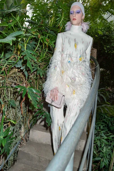 Look 39